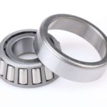 بلبرینگ مخروطی 30203 رولبرینگ مخروطی با دقت بالا مناسب چرخ جلو و دیفرانسیل خودرو